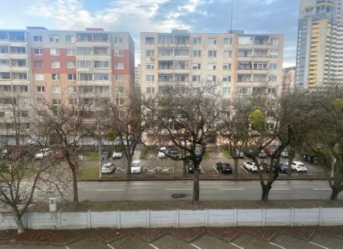Private Apartment 1Km From Center Pressburg Exterior foto
